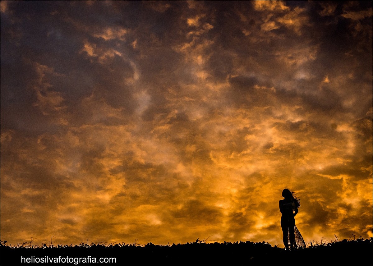 15 anos , ensaio externo, debutante, ensaio diferente, helio silva fotografia, ensaio de debut, debut, por do sol