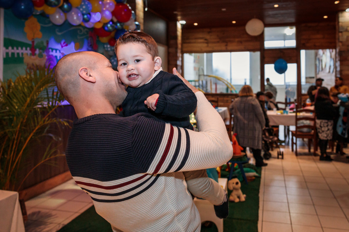 aniversário infantil, tulip garden eventos, aniversário de 1 ano, fotografo em caxias do sul, bolo de aniversário, espaço de eventos, aniversário de menino, aniversário de criança, fotografo de crianças, festas em caxias do sul, decoração de eventos