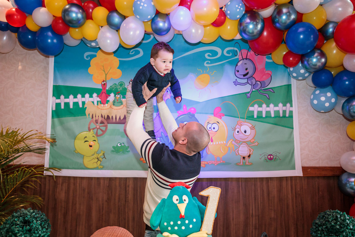 aniversário infantil, tulip garden eventos, aniversário de 1 ano, fotografo em caxias do sul, bolo de aniversário, espaço de eventos, aniversário de menino, aniversário de criança, fotografo de crianças, festas em caxias do sul, decoração de eventos