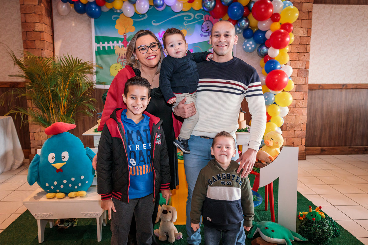 aniversário infantil, tulip garden eventos, aniversário de 1 ano, fotografo em caxias do sul, bolo de aniversário, espaço de eventos, aniversário de menino, aniversário de criança, fotografo de crianças, festas em caxias do sul, decoração de eventos