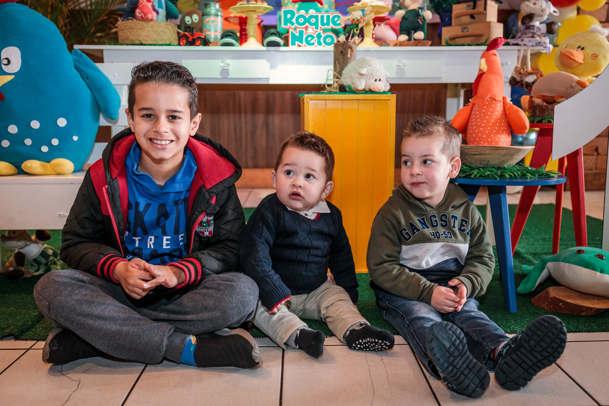 aniversário infantil, tulip garden eventos, aniversário de 1 ano, fotografo em caxias do sul, bolo de aniversário, espaço de eventos, aniversário de menino, aniversário de criança, fotografo de crianças, festas em caxias do sul, decoração de eventos