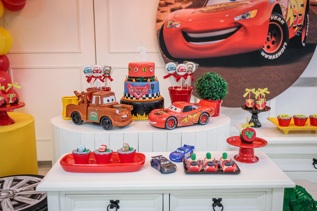 aniversário infantil, park fest, aniversário de 1 ano, fotografo em caxias do sul, bolo de aniversário, espaço de eventos, aniversário de menino, aniversário de criança, fotografo de crianças, festas em caxias do sul, decoração de eventos