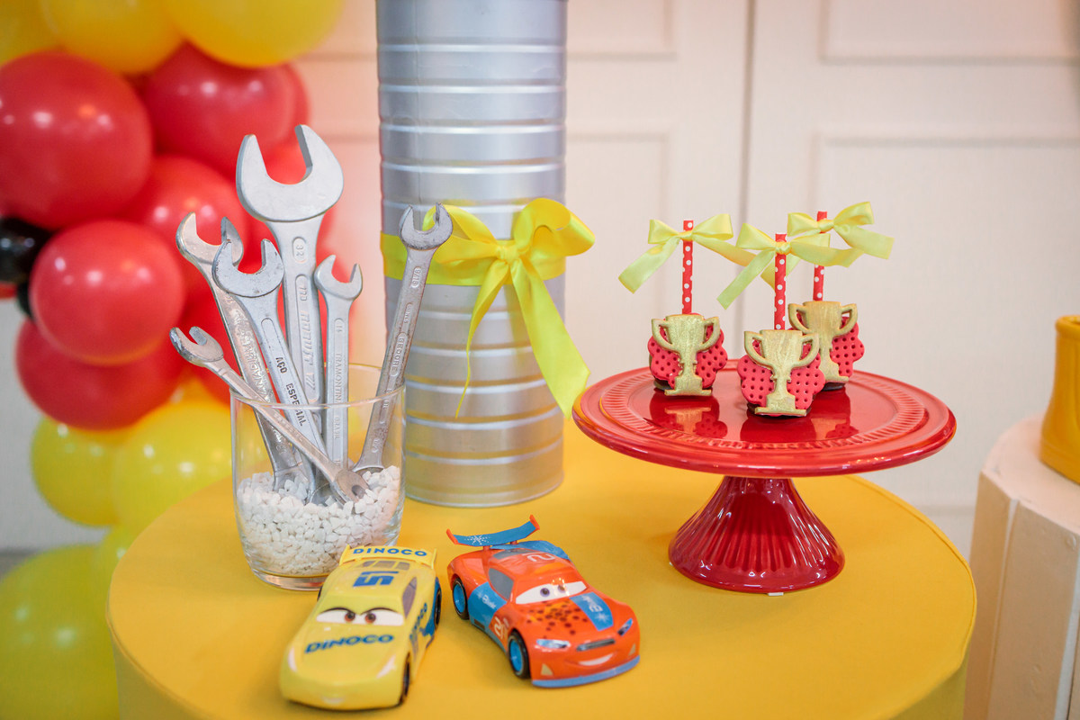 aniversário infantil, park fest, aniversário de 1 ano, fotografo em caxias do sul, bolo de aniversário, espaço de eventos, aniversário de menino, aniversário de criança, fotografo de crianças, festas em caxias do sul, decoração de eventos