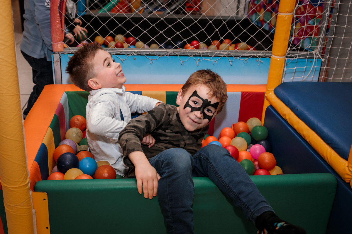 aniversário infantil, happy day festas, aniversário de 5 anos, fotografo em caxias do sul, bolo de aniversário, espaço de eventos, aniversário de menino, aniversário de criança, fotografo de crianças, festas em caxias do sul, decoração de eventos