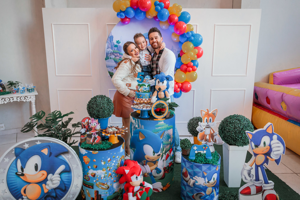 aniversário infantil, happy day festas, aniversário de 5 anos, fotografo em caxias do sul, bolo de aniversário, espaço de eventos, aniversário de menino, aniversário de criança, fotografo de crianças, festas em caxias do sul, decoração de eventos