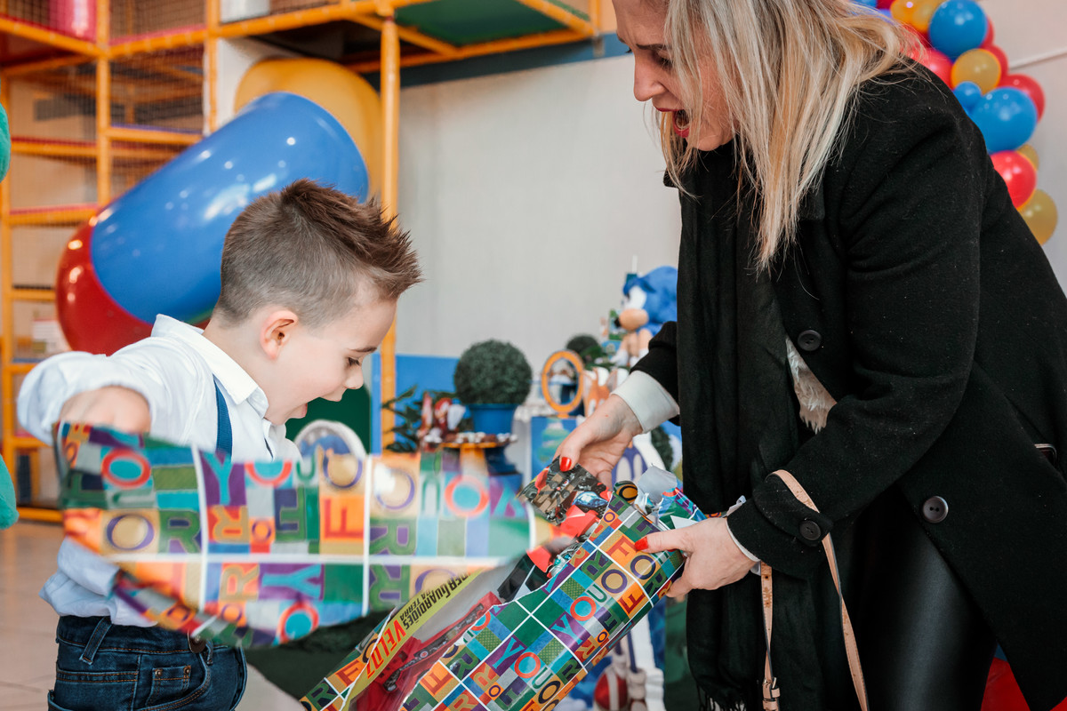 aniversário infantil, happy day festas, aniversário de 5 anos, fotografo em caxias do sul, bolo de aniversário, espaço de eventos, aniversário de menino, aniversário de criança, fotografo de crianças, festas em caxias do sul, decoração de eventos