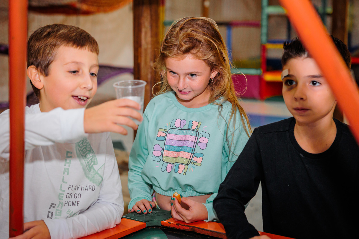 aniversário infantil, bambolino festas, aniversário de 8 anos, fotografo em caxias do sul, bolo de aniversário, espaço de eventos, aniversário de menina, aniversário de criança, fotografo de crianças, festas em caxias do sul, decoração de eventos