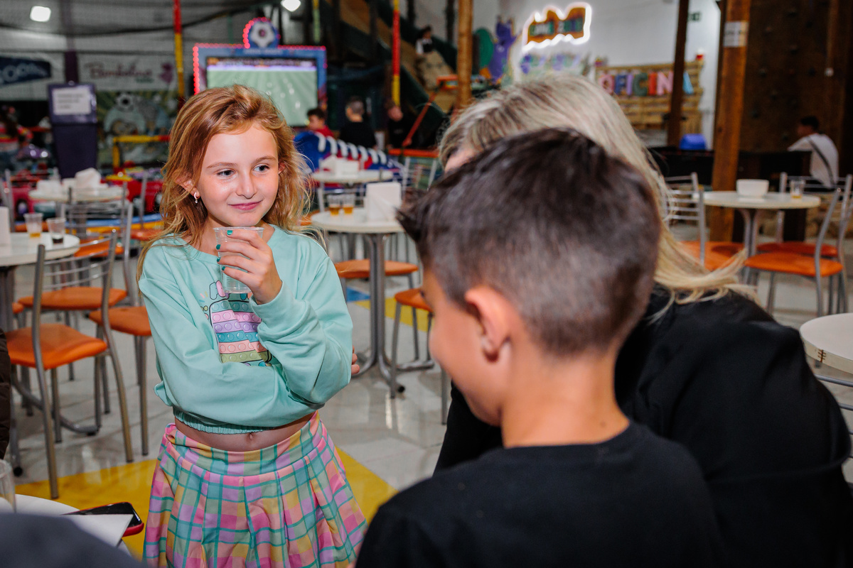 aniversário infantil, bambolino festas, aniversário de 8 anos, fotografo em caxias do sul, bolo de aniversário, espaço de eventos, aniversário de menina, aniversário de criança, fotografo de crianças, festas em caxias do sul, decoração de eventos