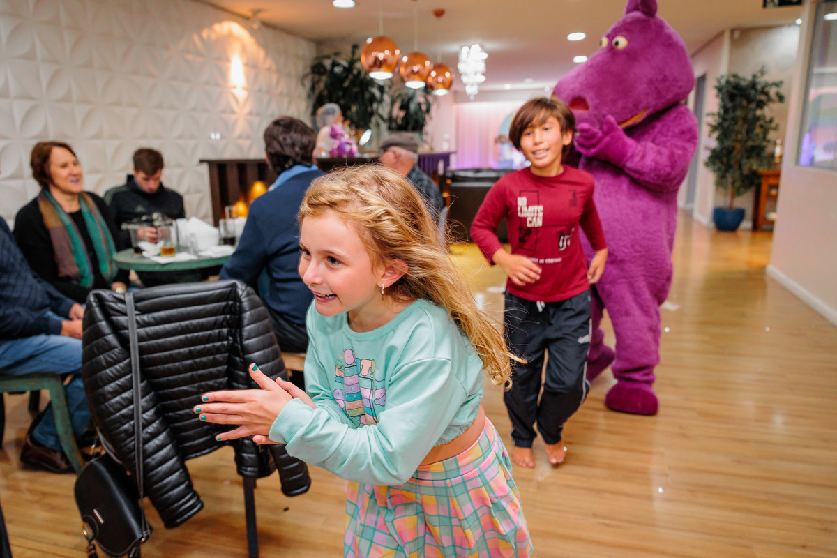 aniversário infantil, bambolino festas, aniversário de 8 anos, fotografo em caxias do sul, bolo de aniversário, espaço de eventos, aniversário de menina, aniversário de criança, fotografo de crianças, festas em caxias do sul, decoração de eventos