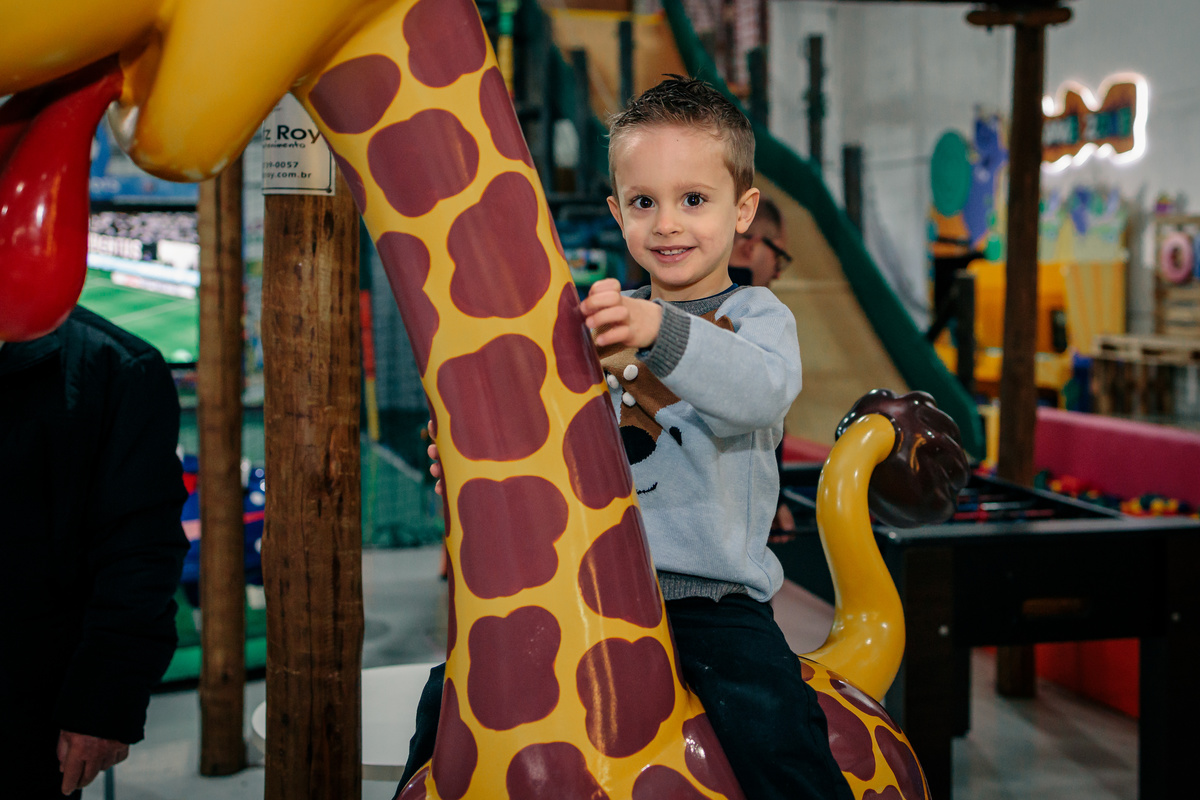 aniversário infantil, festa de aniversário, aniversário de criança, aniversário de menino, bambolino festas, espaço de eventos, fotografo de aniversário infantil, fotografo em caxias do sul, decoração de festas, bolo de aniversário