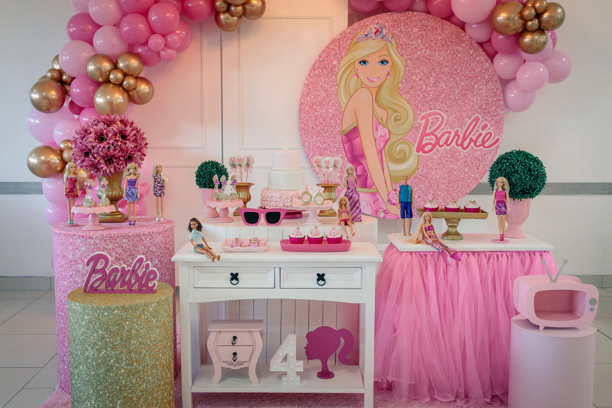 aniversário infantil, park fest festas, aniversário de 4 anos, fotografo em caxias do sul, bolo de aniversário, espaço de eventos, aniversário de menina, aniversário de criança, fotografo de crianças, festas em caxias do sul, decoração de eventos