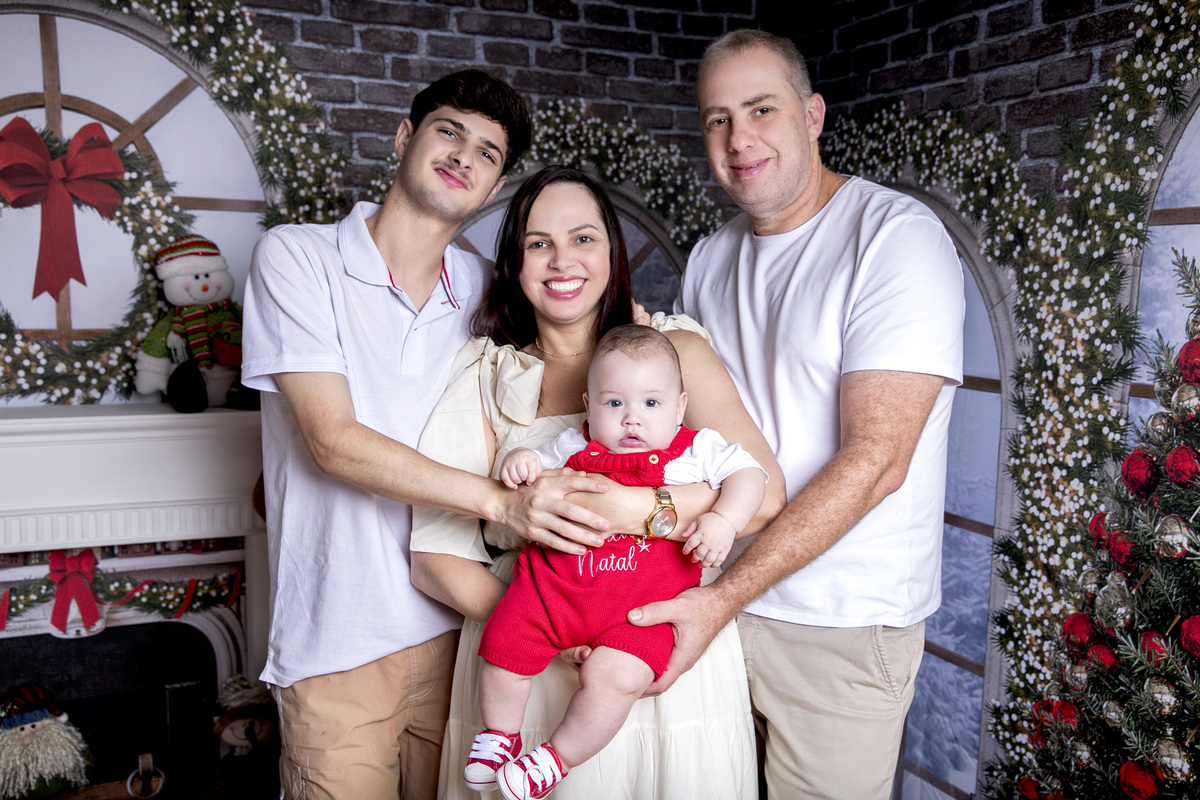 Brayan 4 meses - Ensaio de natal 2024