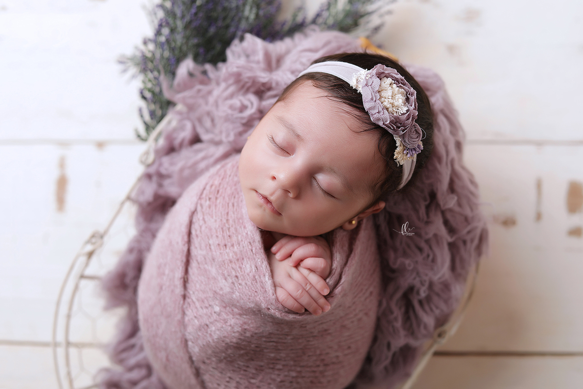 newborn, sessão newborn,newborn menina, newborn brasil,newborn ideias, ideias sessão newborn menina, ideias sessão newborn, recem nascido, bebes fofos, bebes, ideias fotos de bebes, ideias de fotos de bebes recem nascido, poses newborn,