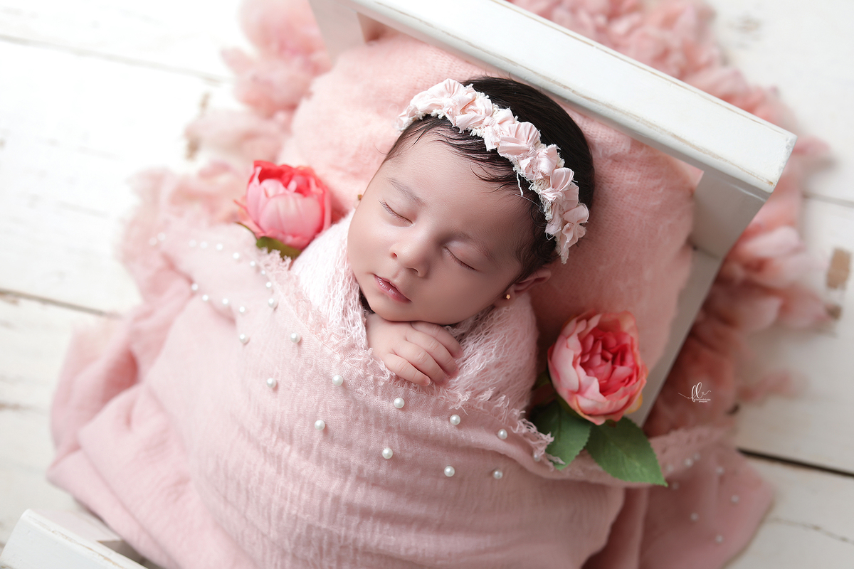 newborn, sessão newborn,newborn menina, newborn brasil,newborn ideias, ideias sessão newborn menina, ideias sessão newborn, recem nascido, bebes fofos, bebes, ideias fotos de bebes, ideias de fotos de bebes recem nascido, poses newborn,