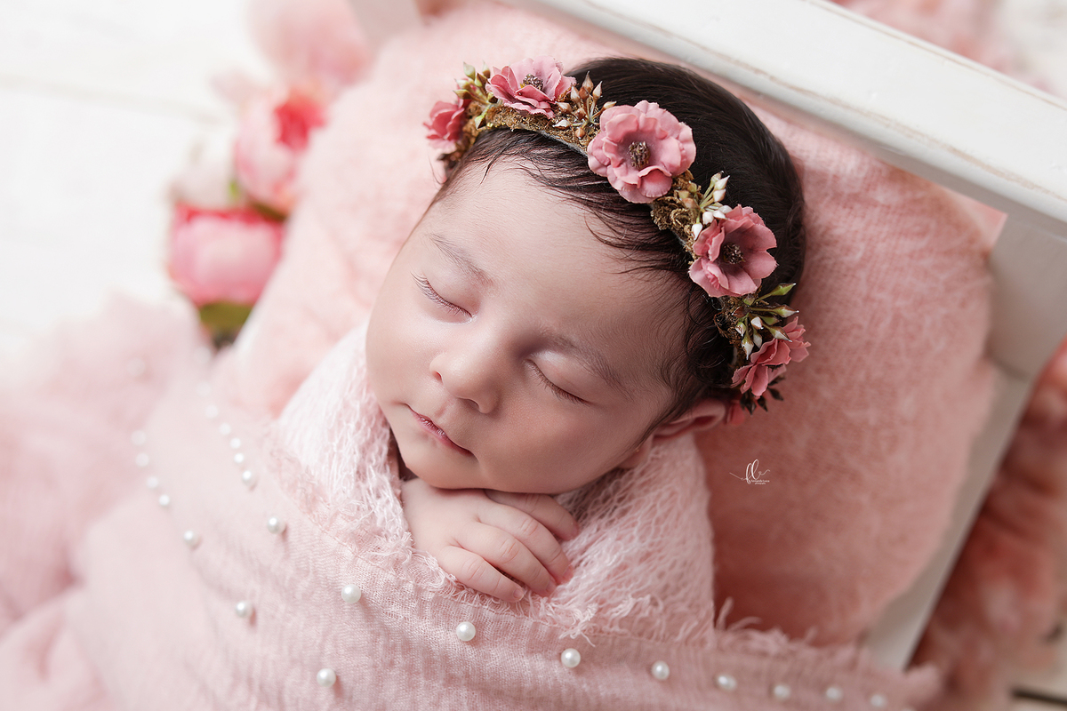 newborn, sessão newborn,newborn menina, newborn brasil,newborn ideias, ideias sessão newborn menina, ideias sessão newborn, recem nascido, bebes fofos, bebes, ideias fotos de bebes, ideias de fotos de bebes recem nascido, poses newborn,