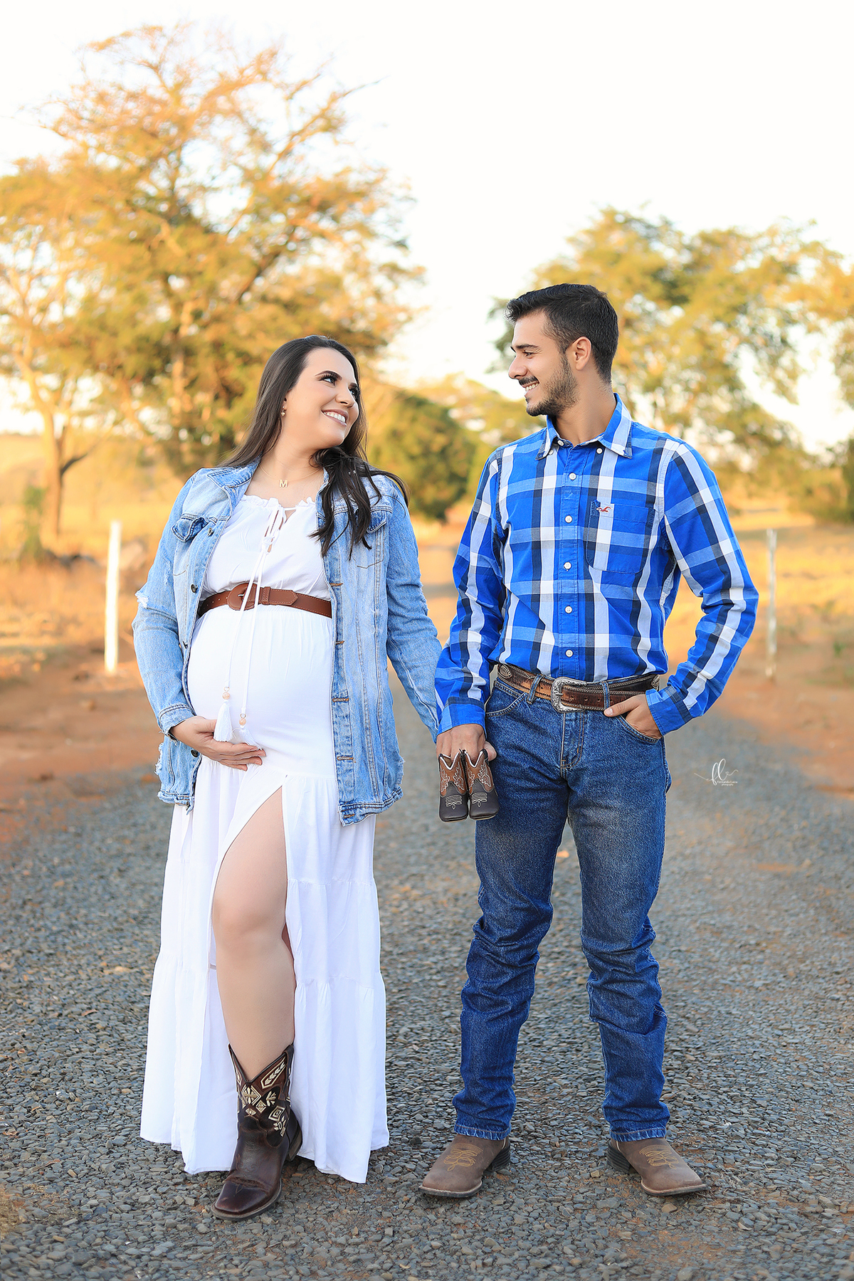 gestante,mundo azul, gestante menino, ensaio gestante,ensaio fotografico de gravida, fotos de gravida, gravida linda, ideias para ensaio gestante, ideias para gestantes, cha de bebe, recem nascido, nome em tricotim, meninas, roupinhas para bebes, tricotim