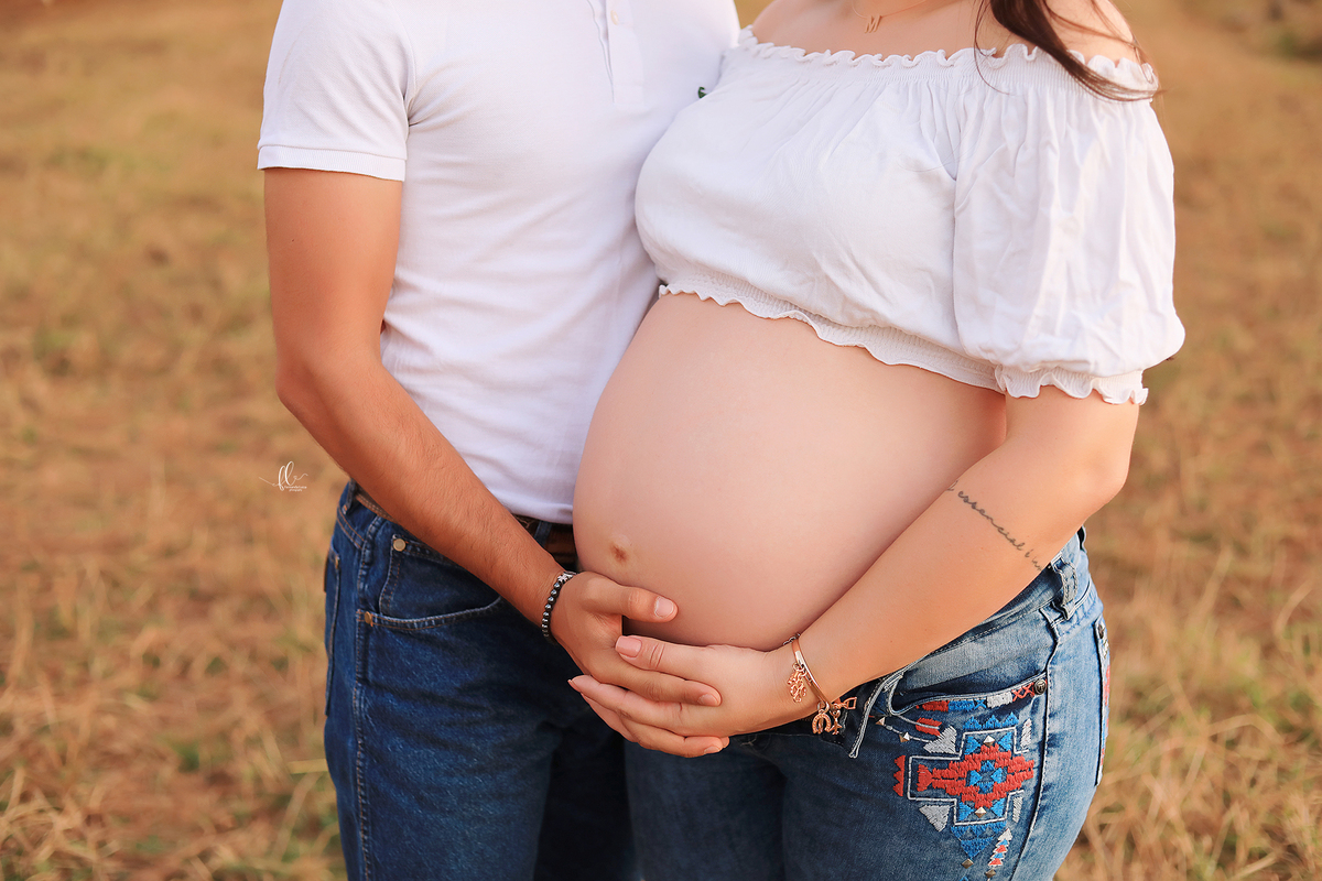 gestante,mundo azul, gestante menino, ensaio gestante,ensaio fotografico de gravida, fotos de gravida, gravida linda, ideias para ensaio gestante, ideias para gestantes, cha de bebe, recem nascido, nome em tricotim, meninas, roupinhas para bebes, tricotim