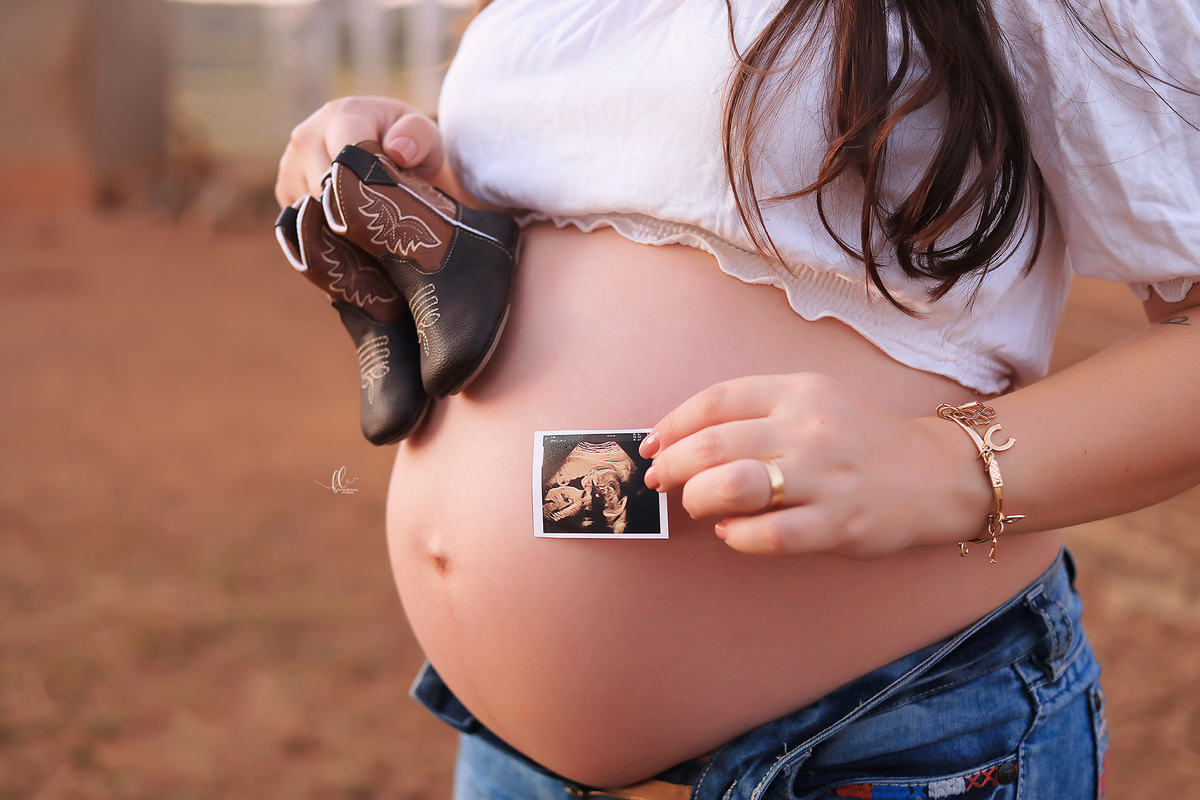 gestante,mundo azul, gestante menino, ensaio gestante,ensaio fotografico de gravida, fotos de gravida, gravida linda, ideias para ensaio gestante, ideias para gestantes, cha de bebe, recem nascido, nome em tricotim, meninas, roupinhas para bebes, tricotim