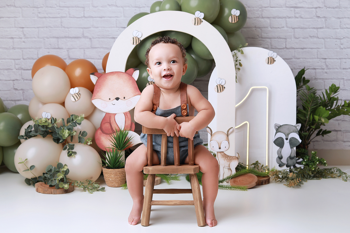 smash, smash the cake, ideias jardim encantado, sessão do bolinho, cake smash, smash the cake tema jardim encantado, smash the cake cenário jardim, jardim encantado,bolo jardim encantado,smash the cake para menina,sessão de um ano no tema jardim,borboleta