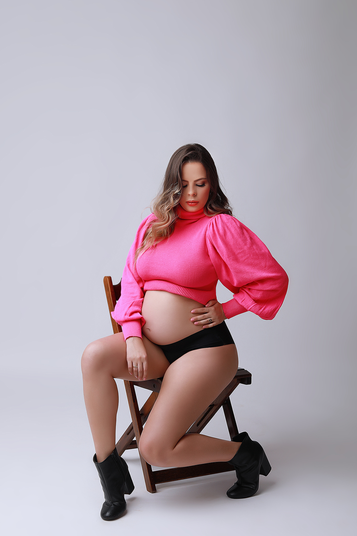 gestante,mundo azul, gestante menino, ensaio gestante,ensaio fotografico de gravida, fotos de gravida, gravida linda, ideias para ensaio gestante, ideias para gestantes, cha de bebe, recem nascido, nome em tricotim, meninas, roupinhas para bebes, tricotim