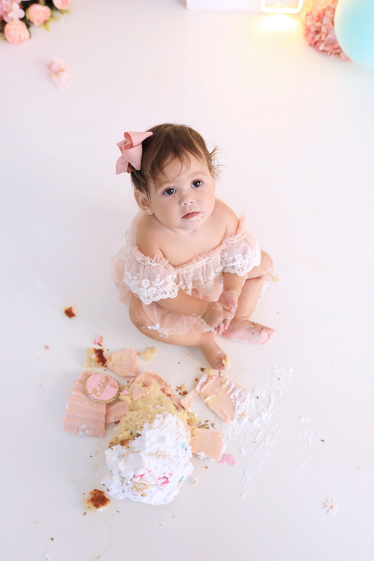 smash, smash the cake, ideias jardim encantado, sessão do bolinho, cake smash, smash the cake tema jardim encantado, smash the cake cenário jardim, jardim encantado,bolo jardim encantado,smash the cake para menina,sessão de um ano no tema jardim,bailarina