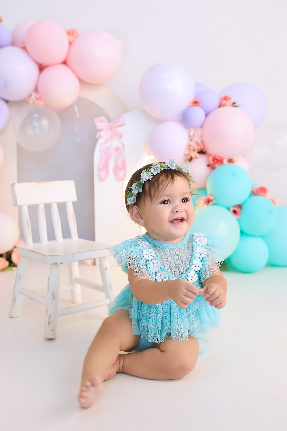 smash, smash the cake, ideias jardim encantado, sessão do bolinho, cake smash, smash the cake tema jardim encantado, smash the cake cenário jardim, jardim encantado,bolo jardim encantado,smash the cake para menina,sessão de um ano no tema jardim,bailarina