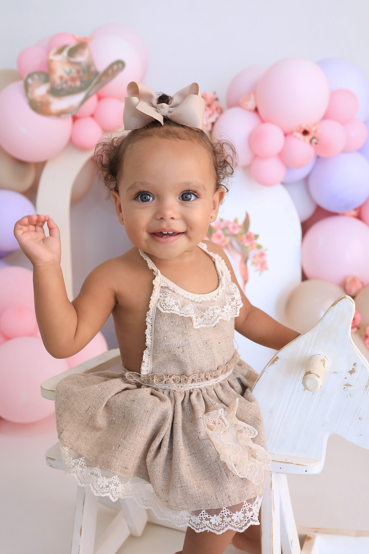 smash, smash the cake, ideias jardim encantado, sessão do bolinho, cake smash, smash the cake tema jardim encantado, smash the cake cenário jardim, jardim encantado,bolo jardim encantado,smash the cake para menina,sessão de um ano no tema cavalos,country