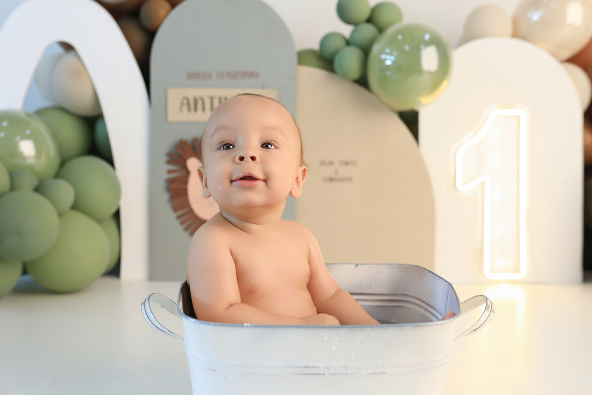 smash leoazinho,ideias de sessão leaozinho,cake smash,smash the fruit, ideias smash the fruit , melancia, nosso leaozinho, ,smash the fruit para menina,sessão de um ano no tema frutinhas ,sessao frutinhas, melancia, frutinhas, safari, smash safari