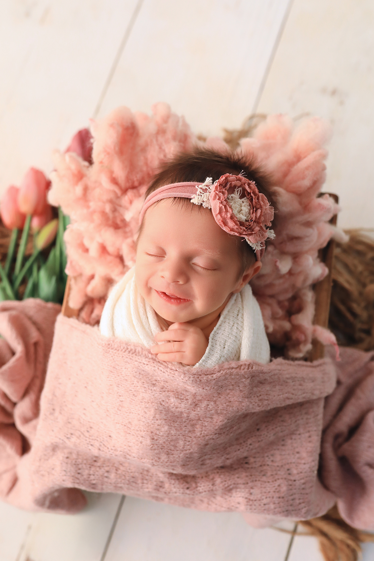 newborn, sessão newborn,newborn menina, newborn brasil,newborn ideias, ideias sessão newborn menina, ideias sessão newborn, recem nascido, bebes fofos, bebes, ideias fotos de bebes, ideias de fotos de bebes recem nascido, poses newborn,