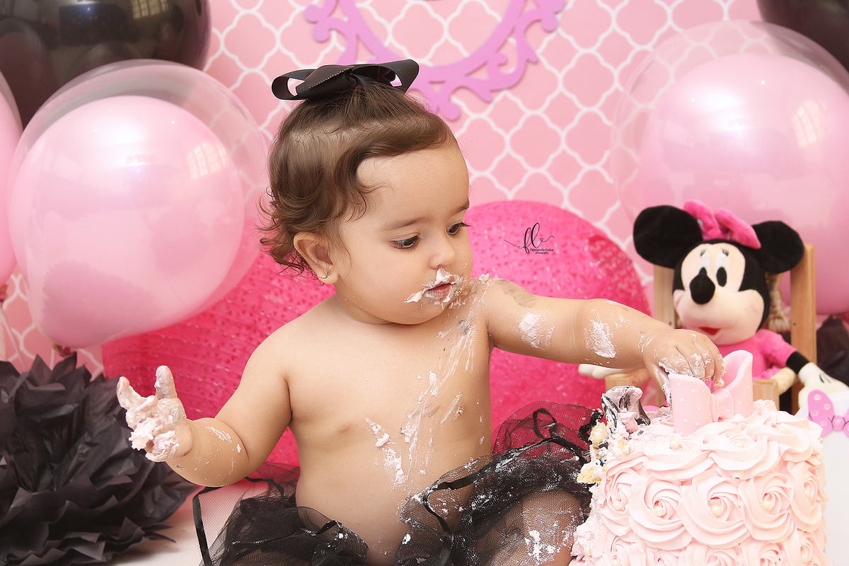smash the cake minnie rosa,ideias minnie rosa, sessão do bolinho, cake smash,smash the cake tema minnie, smash the cake, cenário da minnie, minnie, disney, bolo da minnie rosa,smash the cake para menina,sessão de um ano no tema minnie, mickey,