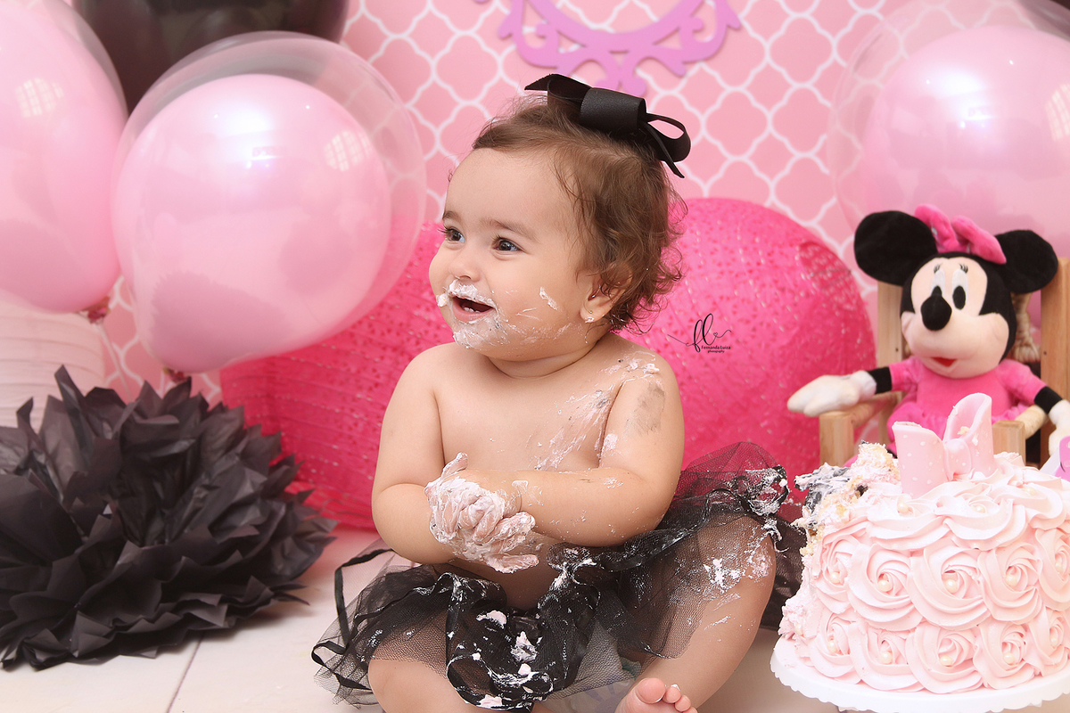smash the cake minnie rosa,ideias minnie rosa, sessão do bolinho, cake smash,smash the cake tema minnie, smash the cake, cenário da minnie, minnie, disney, bolo da minnie rosa,smash the cake para menina,sessão de um ano no tema minnie, mickey,