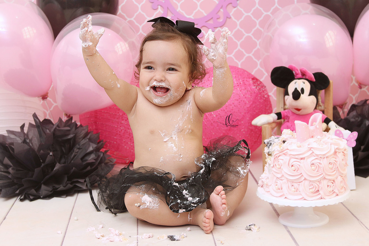 smash the cake minnie rosa,ideias minnie rosa, sessão do bolinho, cake smash,smash the cake tema minnie, smash the cake, cenário da minnie, minnie, disney, bolo da minnie rosa,smash the cake para menina,sessão de um ano no tema minnie, mickey,