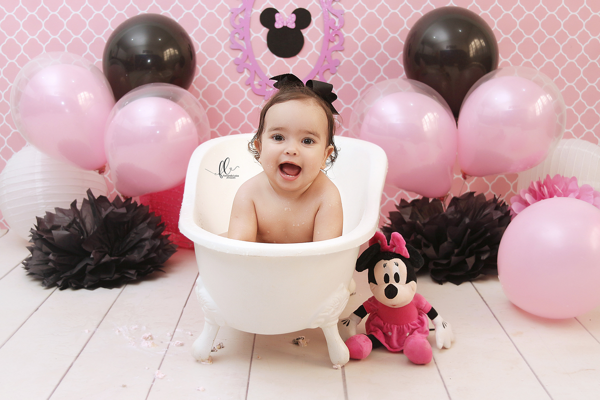 smash the cake minnie rosa,ideias minnie rosa, sessão do bolinho, cake smash,smash the cake tema minnie, smash the cake, cenário da minnie, minnie, disney, bolo da minnie rosa,smash the cake para menina,sessão de um ano no tema minnie, mickey,