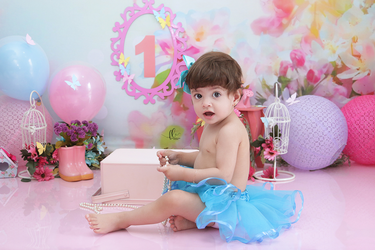 smash, smash the cake, ideias jardim encantado, sessão do bolinho, cake smash, smash the cake tema jardim encantado, smash the cake cenário jardim, jardim encantado,bolo jardim encantado,smash the cake para menina,sessão de um ano no tema jardim,borboleta