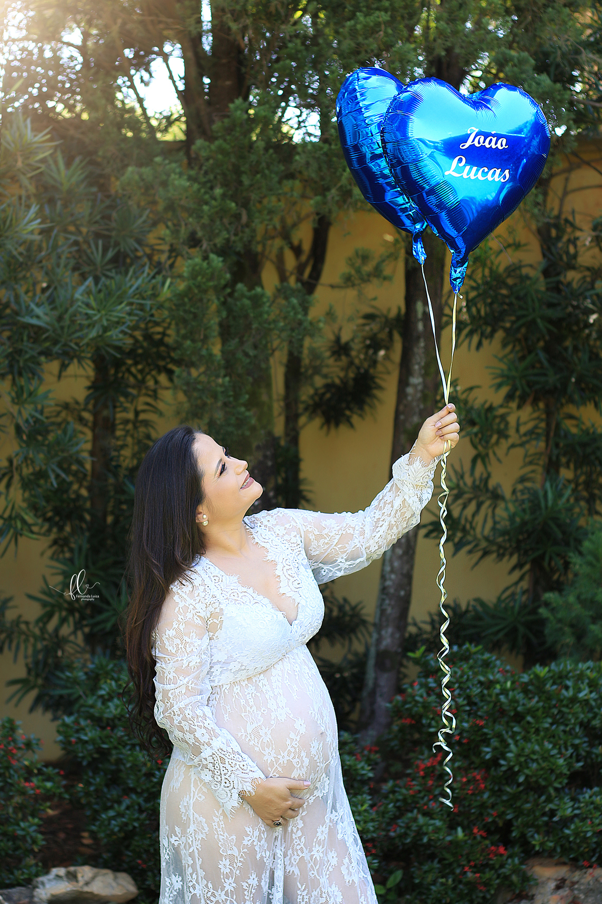 gestante, sapatinho de bebê, ensaio gestante, ensaio fotografico de gravida, fotos de gravida, gravida linda, ideias para ensaio gestante, ideias para gestantes, cha de bebe, recem nascido, mamaes de primeira viagem, fraldas, roupinhas para bebes