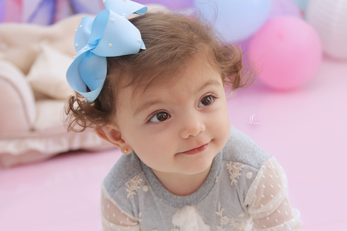 smash, smash the cake, sessão smash the cake, fotografia infantil, sessão do bolinho,foto estúdio, cake smash, smash the cake tema circo, smash the cake cenário de circo, circo rosa, smash the cake circo para menina, sessão de um ano no tema circo.
