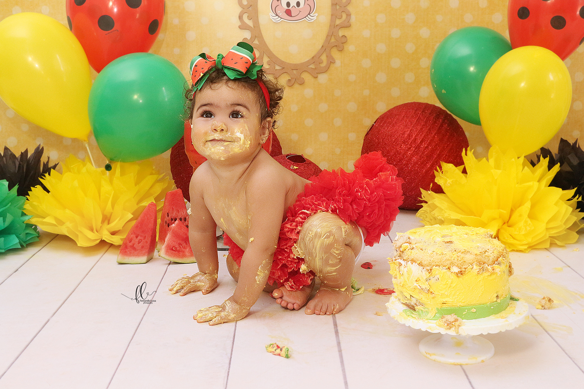 smash the cake da magali,ideias da magali, sessão do bolinho, cake smash,smash the cake tema magali, smash the cake cenário da magali, melancia, sessão melancia, bolo da magali,smash the cake para menina,sessão de um ano no tema turma da mônica , magali,