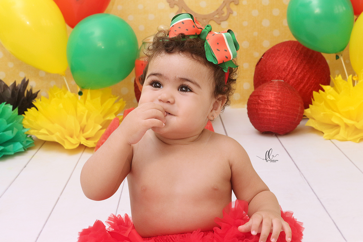 smash the cake da magali,ideias da magali, sessão do bolinho, cake smash,smash the cake tema magali, smash the cake cenário da magali, melancia, sessão melancia, bolo da magali,smash the cake para menina,sessão de um ano no tema turma da mônica , magali,