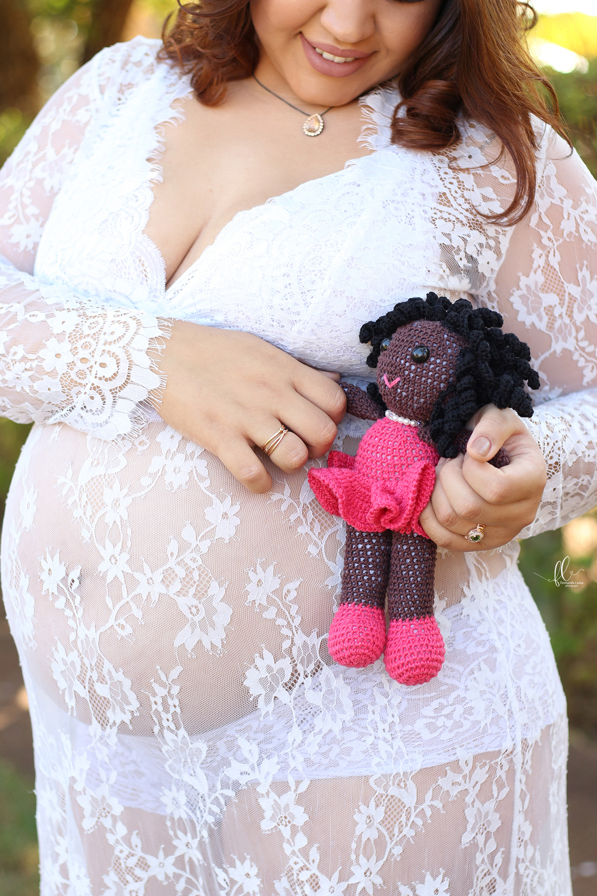 gestante, sapatinho de bebê, ensaio gestante, ensaio fotografico de gravida, fotos de gravida, gravida linda, ideias para ensaio gestante, ideias para gestantes, cha de bebe, recem nascido, mamaes de primeira viagem, fraldas, roupinhas para bebes