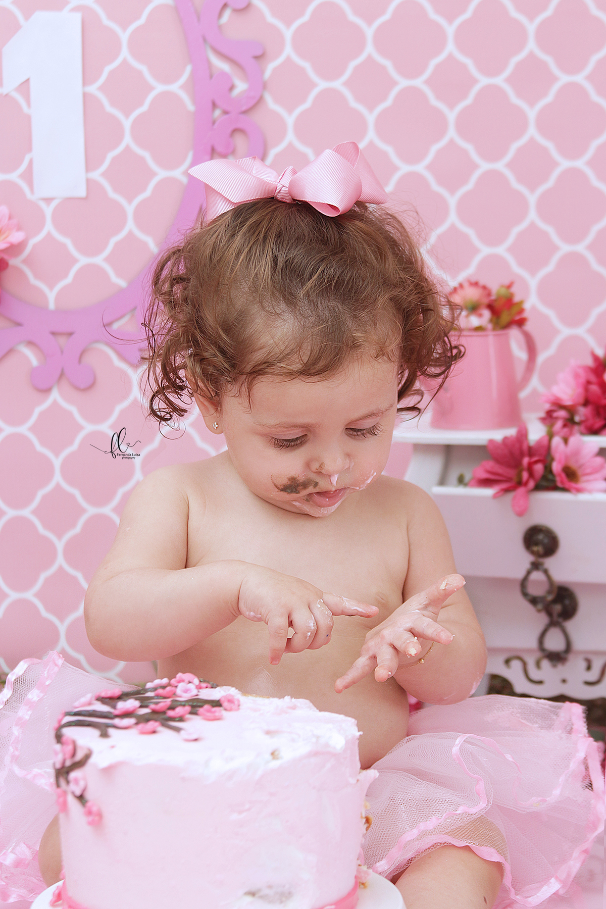 smash the cake rosa, ideias jardim encantado, sessão do bolinho, cake smash, smash the cake tema jardim encantado, smash the cake cenário jardim, jardim encantado,bolo jardim encantado,smash the cake para menina,smash the cake flores, flores,,borboleta