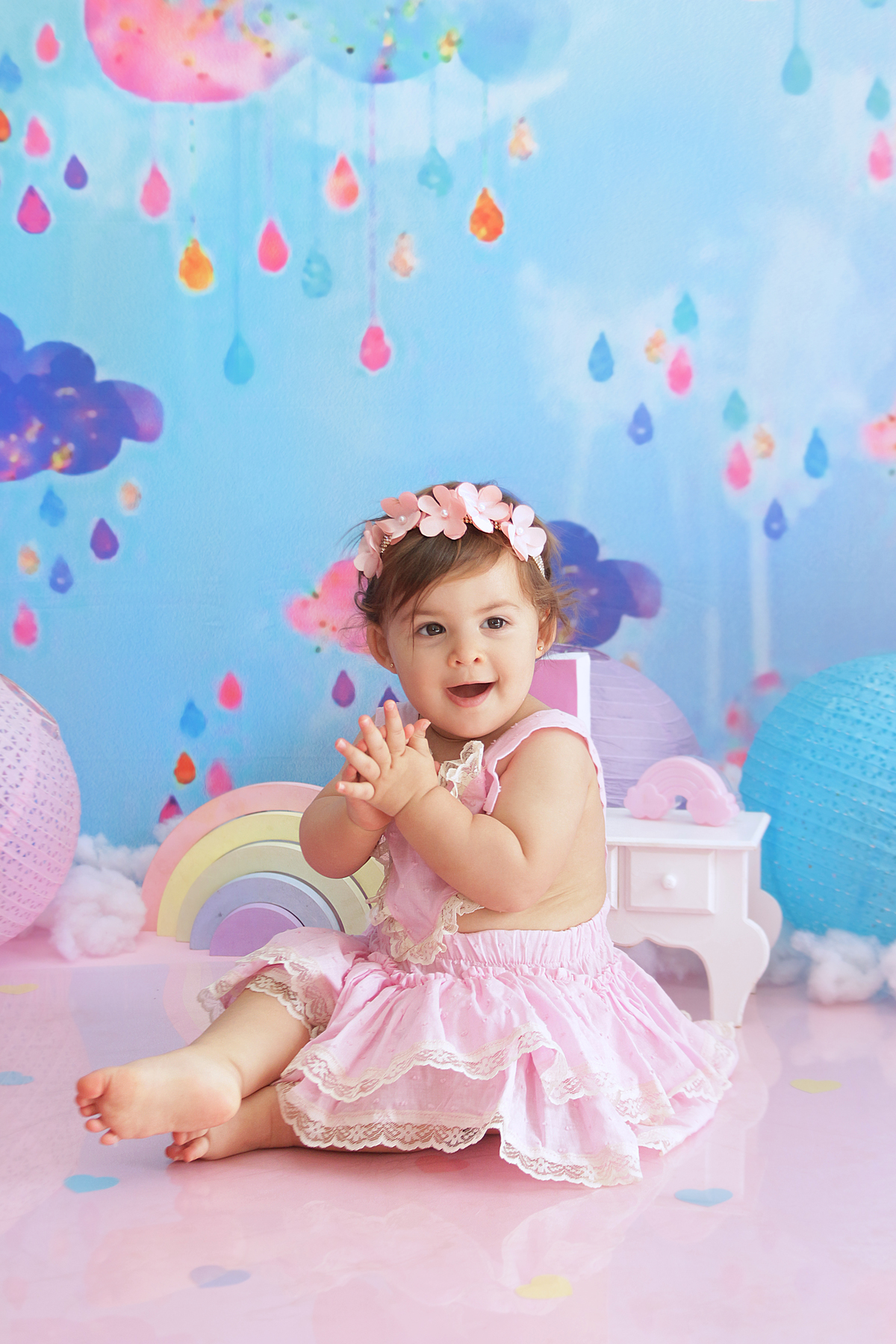 smash chuva de amor,smash the cake,sessão smash the cake,sessão do bolinho, cake smash,smash the cake tema chuva de amor,smash the cake cenário chuva de amor,chuva de amor,chuva de benção,smash the cake para menina,sessão de um ano no tema chuva de amor