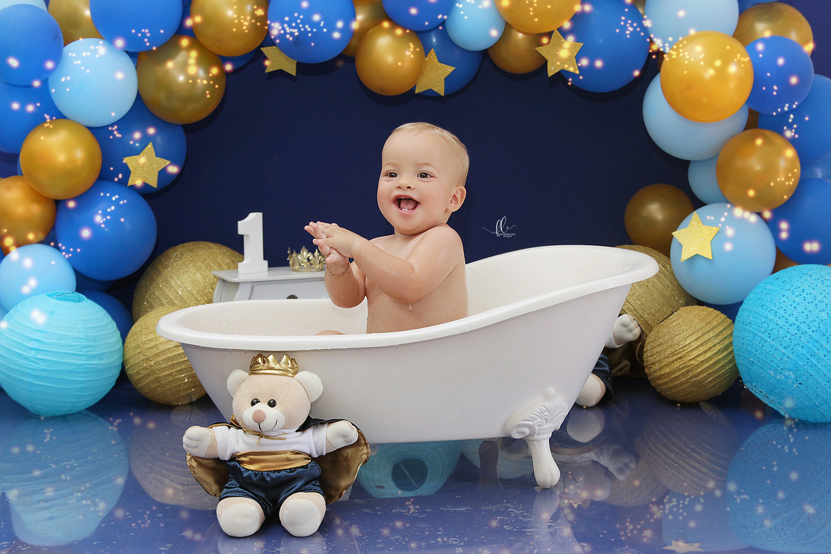 smash ursinho princip,smash the cake,sessão smash the cake, cake smash,smash the cake tema ursinho principe,smash the cake cenário ursinho principe,ursinho,ursinho principe,smash the cake para menino,sessão de um ano no tema ursinho, realeza, principe,