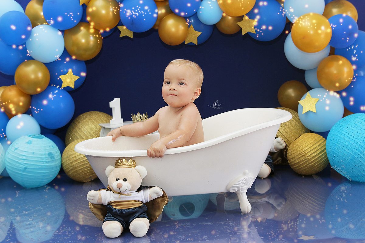 smash ursinho princip,smash the cake,sessão smash the cake, cake smash,smash the cake tema ursinho principe,smash the cake cenário ursinho principe,ursinho,ursinho principe,smash the cake para menino,sessão de um ano no tema ursinho, realeza, principe,