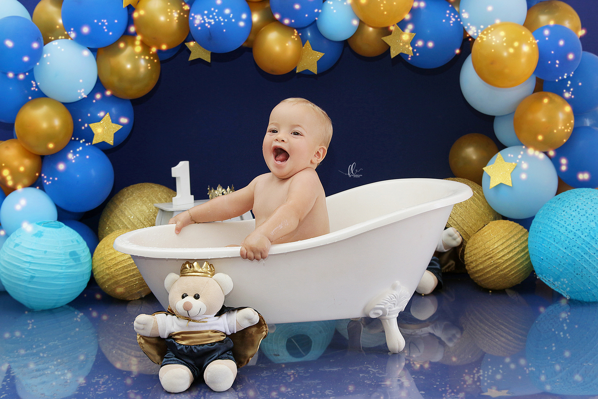 smash ursinho princip,smash the cake,sessão smash the cake, cake smash,smash the cake tema ursinho principe,smash the cake cenário ursinho principe,ursinho,ursinho principe,smash the cake para menino,sessão de um ano no tema ursinho, realeza, principe,