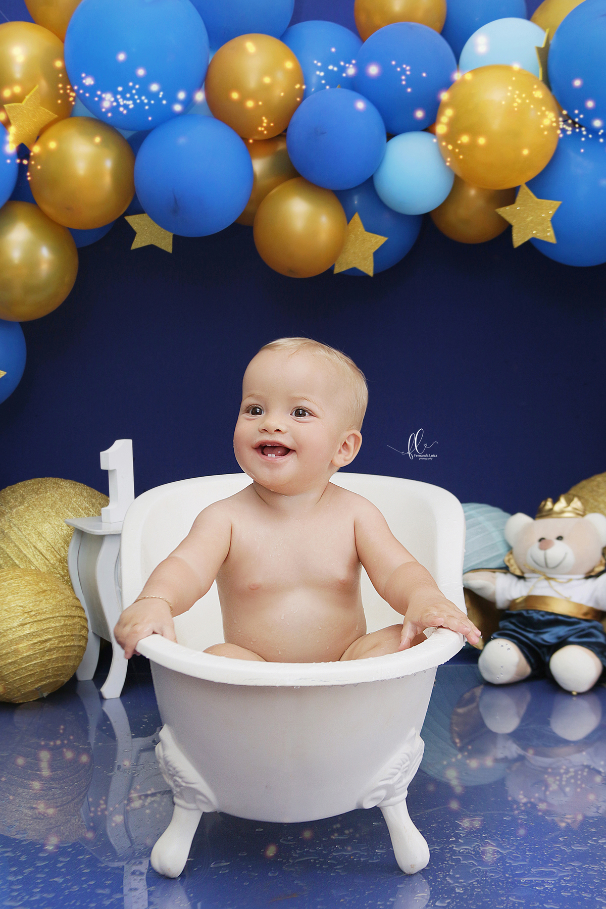 smash ursinho princip,smash the cake,sessão smash the cake, cake smash,smash the cake tema ursinho principe,smash the cake cenário ursinho principe,ursinho,ursinho principe,smash the cake para menino,sessão de um ano no tema ursinho, realeza, principe,