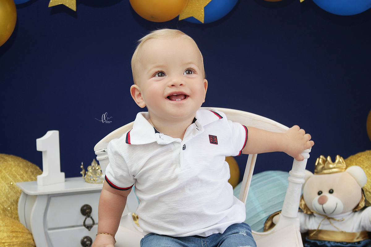 smash ursinho princip,smash the cake,sessão smash the cake, cake smash,smash the cake tema ursinho principe,smash the cake cenário ursinho principe,ursinho,ursinho principe,smash the cake para menino,sessão de um ano no tema ursinho, realeza, principe,