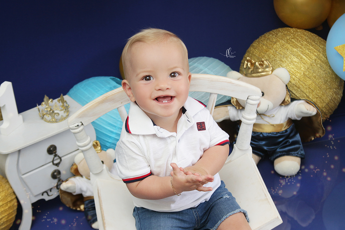 smash ursinho princip,smash the cake,sessão smash the cake, cake smash,smash the cake tema ursinho principe,smash the cake cenário ursinho principe,ursinho,ursinho principe,smash the cake para menino,sessão de um ano no tema ursinho, realeza, principe,