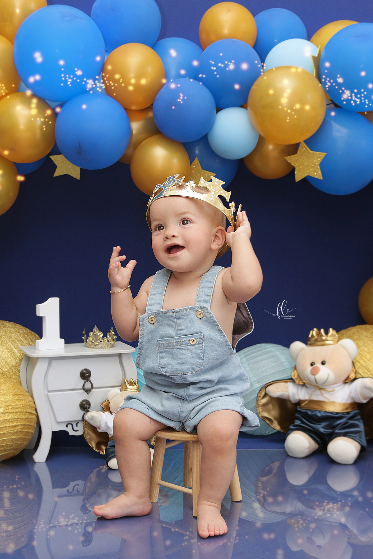 smash ursinho princip,smash the cake,sessão smash the cake, cake smash,smash the cake tema ursinho principe,smash the cake cenário ursinho principe,ursinho,ursinho principe,smash the cake para menino,sessão de um ano no tema ursinho, realeza, principe,