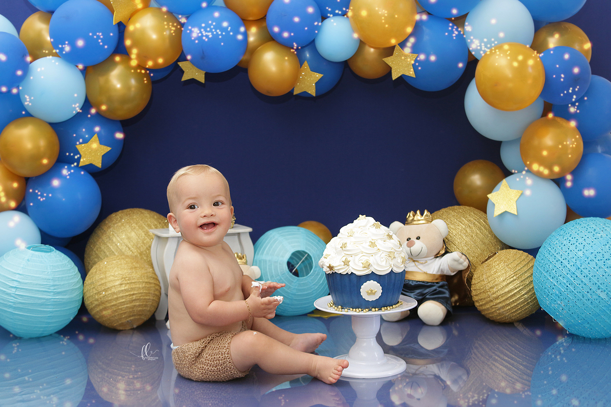 smash ursinho princip,smash the cake,sessão smash the cake, cake smash,smash the cake tema ursinho principe,smash the cake cenário ursinho principe,ursinho,ursinho principe,smash the cake para menino,sessão de um ano no tema ursinho, realeza, principe,