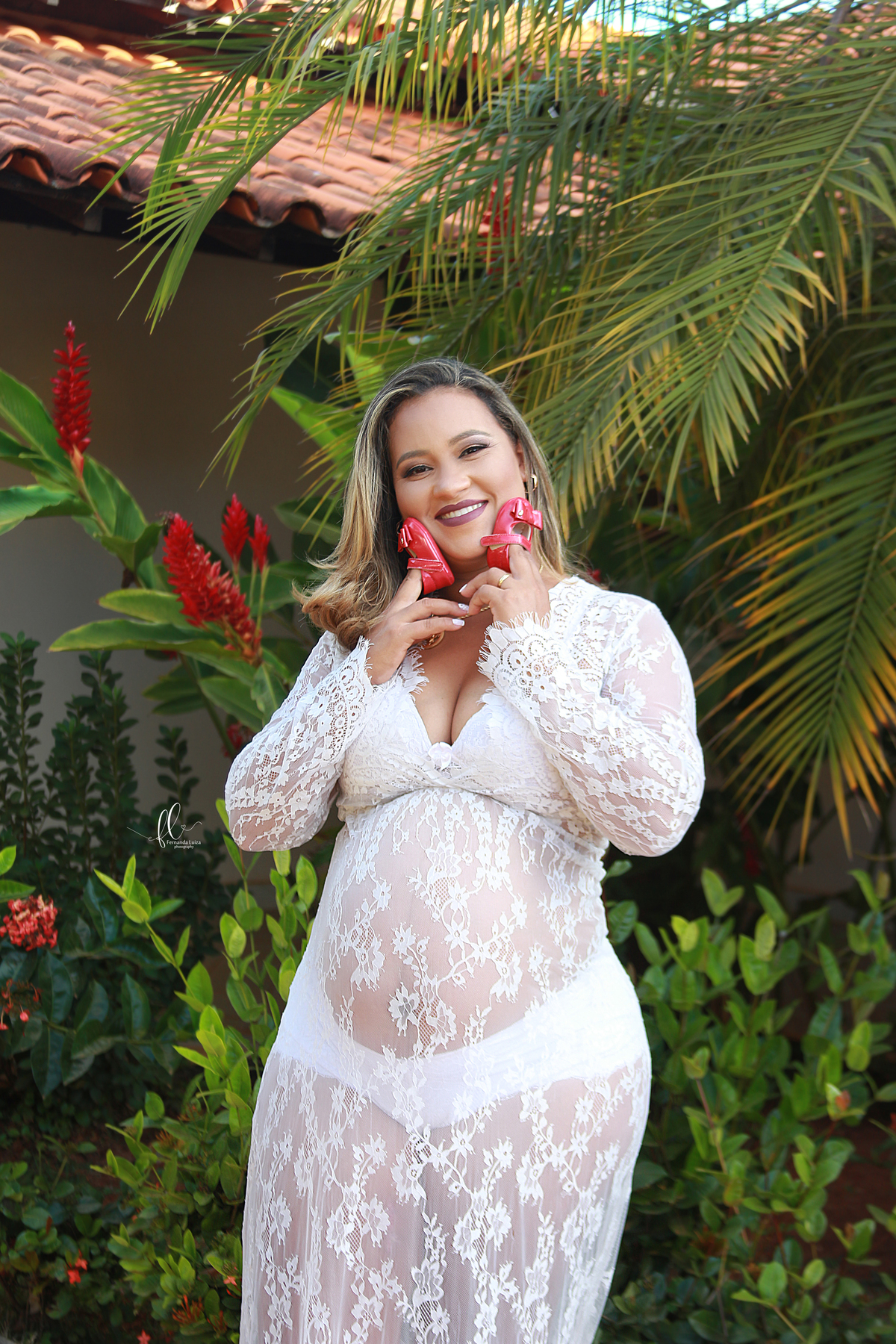 gestante,fotos no eucalipto, ensaio gestante, ensaio fotografico de gravida, fotos de gravida, gravida linda, ideias para ensaio gestante, ideias para gestantes, cha de bebe, recem nascido, nome em tricotim, fraldas, roupinhas para bebes